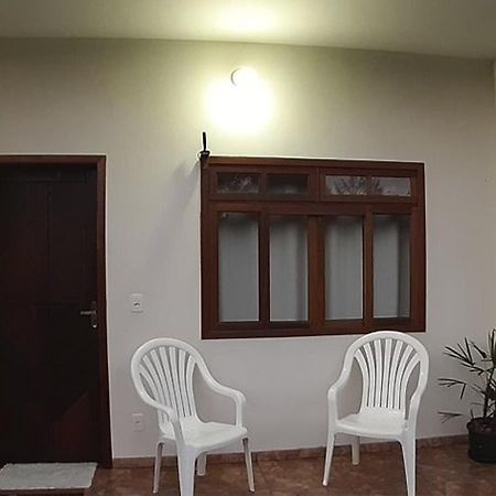 Апартаменти Hospedagem Mafli Barra do Trombudo Екстер'єр фото